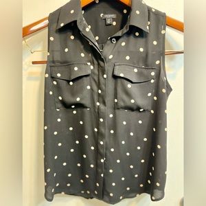 Ann Taylor Women’s XSmall Petite Black Sleeveless Collared Top White Polka Dots